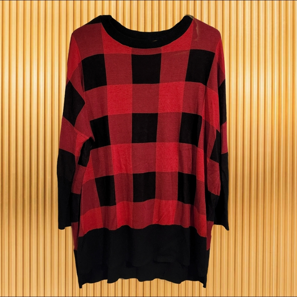 5/$10 NWOT Red & Black plaid drop shoulder Christmas Holiday sweater